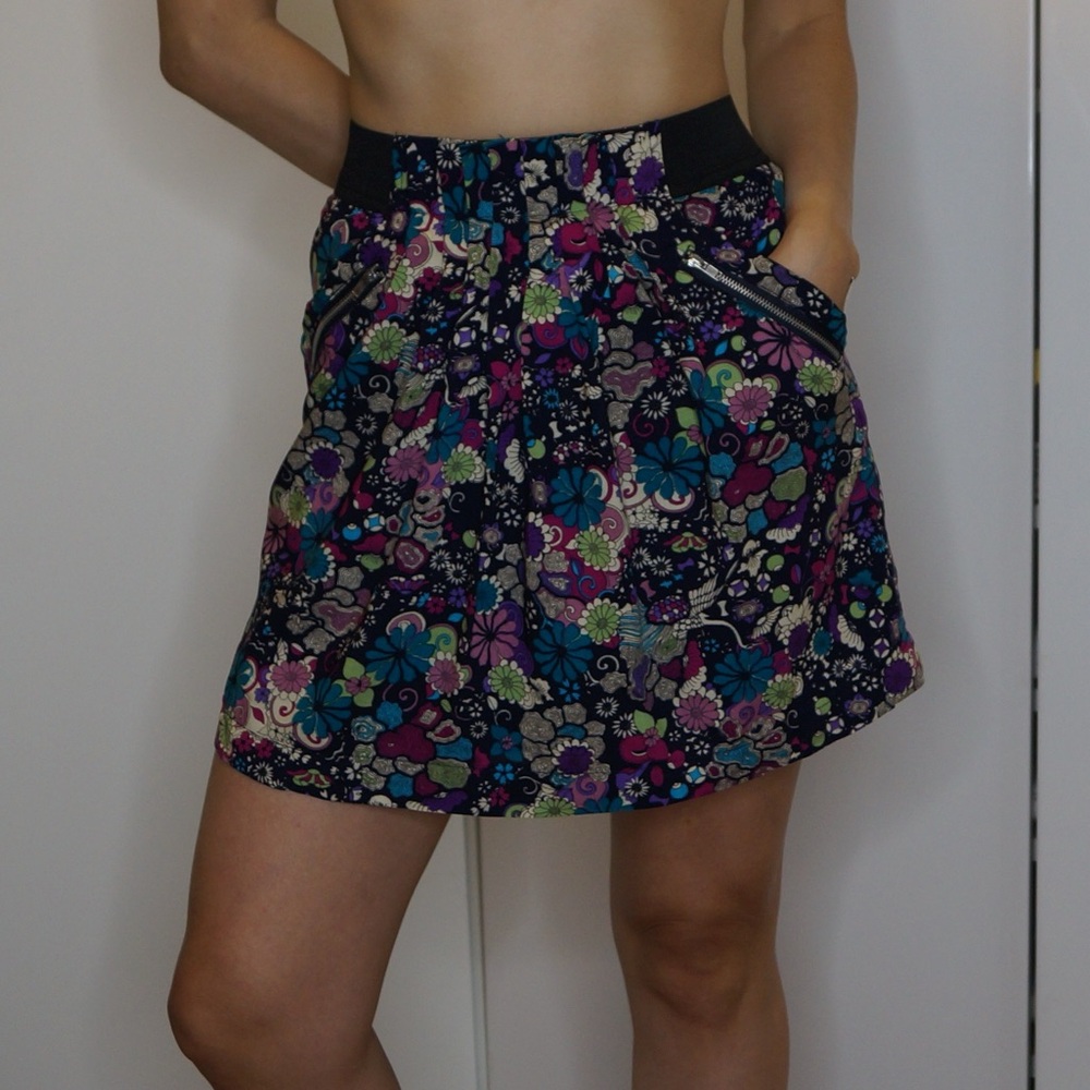 Multicolor Floral Skirt with Pockets & Elastic Waist Size S